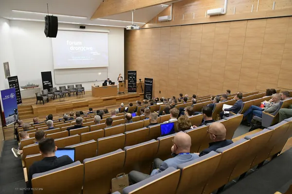 AMW UAV Forum 2026 — kadr 007