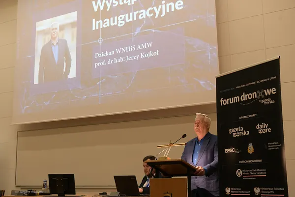 AMW UAV Forum 2026 — kadr 016