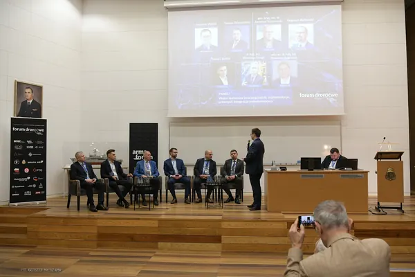 AMW UAV Forum 2026 — kadr 023