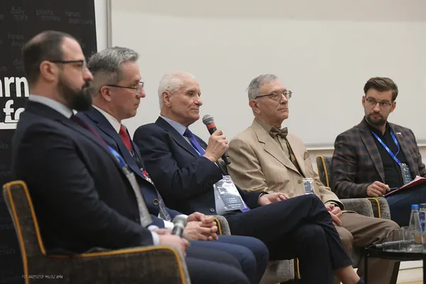 AMW UAV Forum 2026 — kadr 065