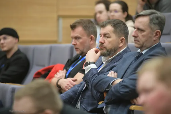 AMW UAV Forum 2026 — kadr 077