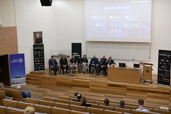 AMW UAV Forum 2026 — kadr 121