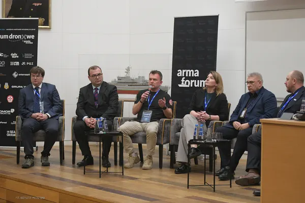 AMW UAV Forum 2026 — kadr 136