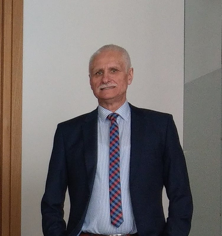 dr Marek Grzybowski